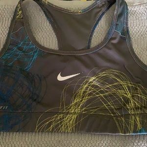 Nike Sports Unpadded Sports Bra